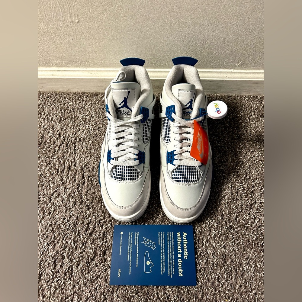 Size 10 - Air Jordan 4 Retro 2024 Military Blue